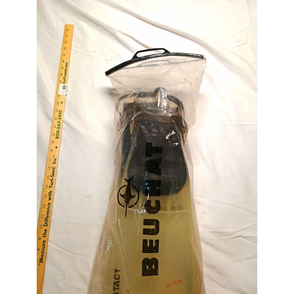 Vintage Beuchat Contact Scuba Diving Fins Size 43-46 Made Italy w/ Carry Bag
